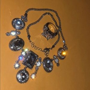 Statement necklace with matching S7 ring